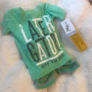 Outfit size 9 months